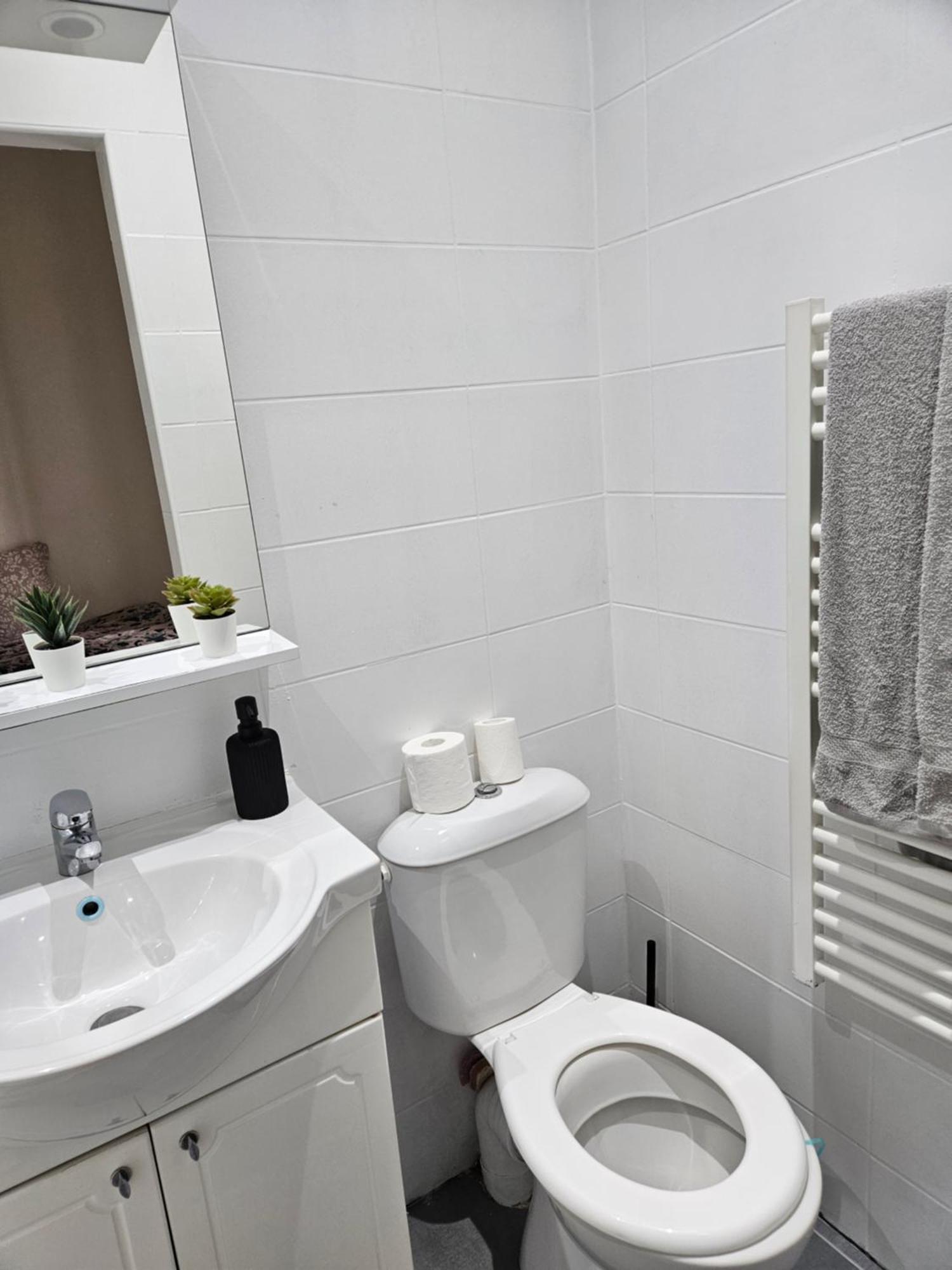 Studio Stade De France 1 Pour 4 Personnes Saint-Denis  Extérieur photo