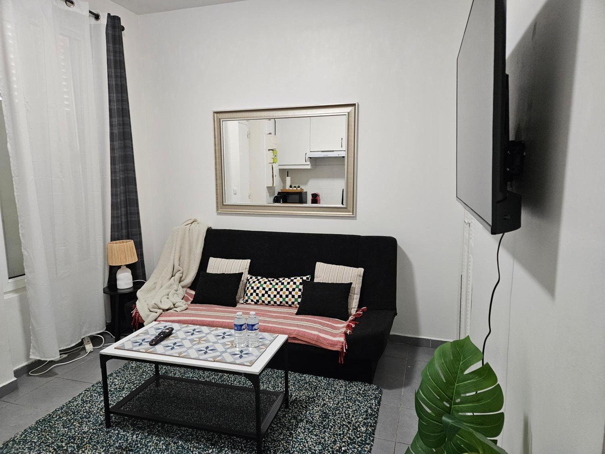 Studio Stade De France 1 Pour 4 Personnes Saint-Denis  Extérieur photo